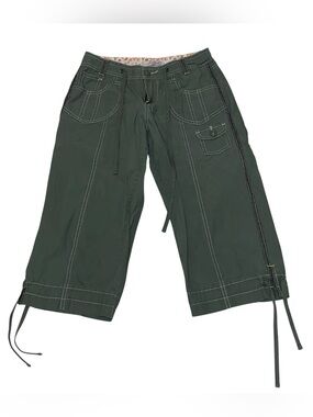 Union bay Y2K Vintage Low rise capris in olive 100% cotton EUC sz 0